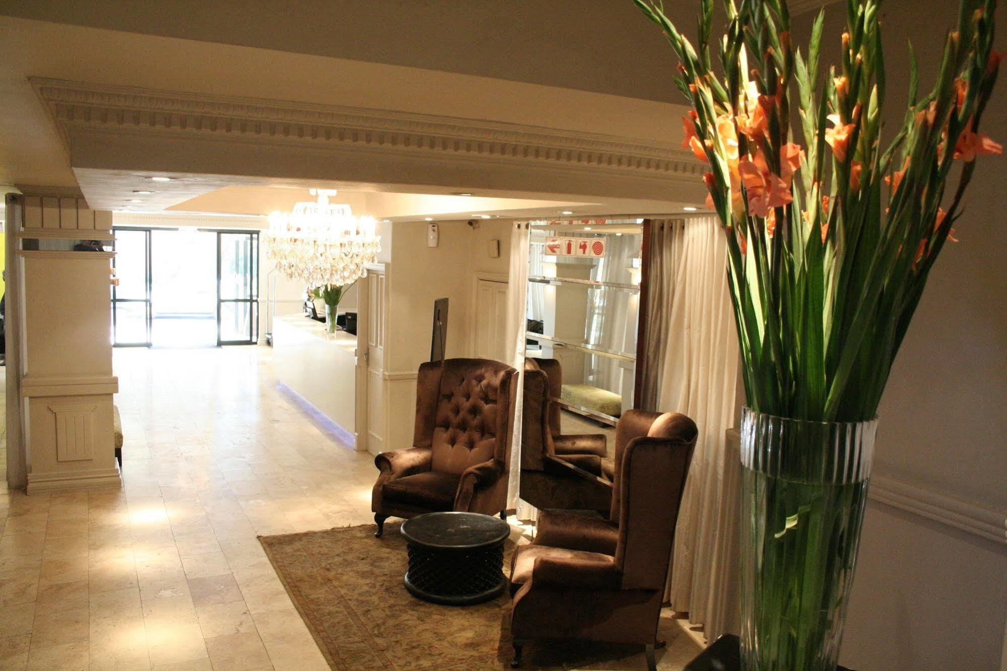 Manhattan 3* Pretoria